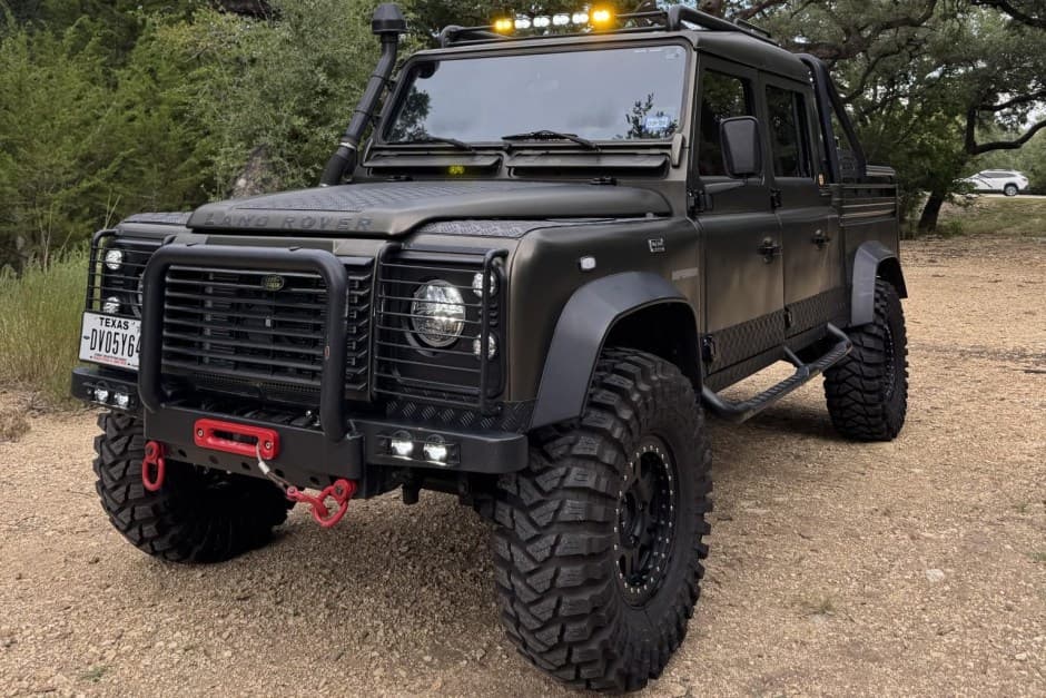 1999 Land Rover 127 / Defender 130 sold for $57,000