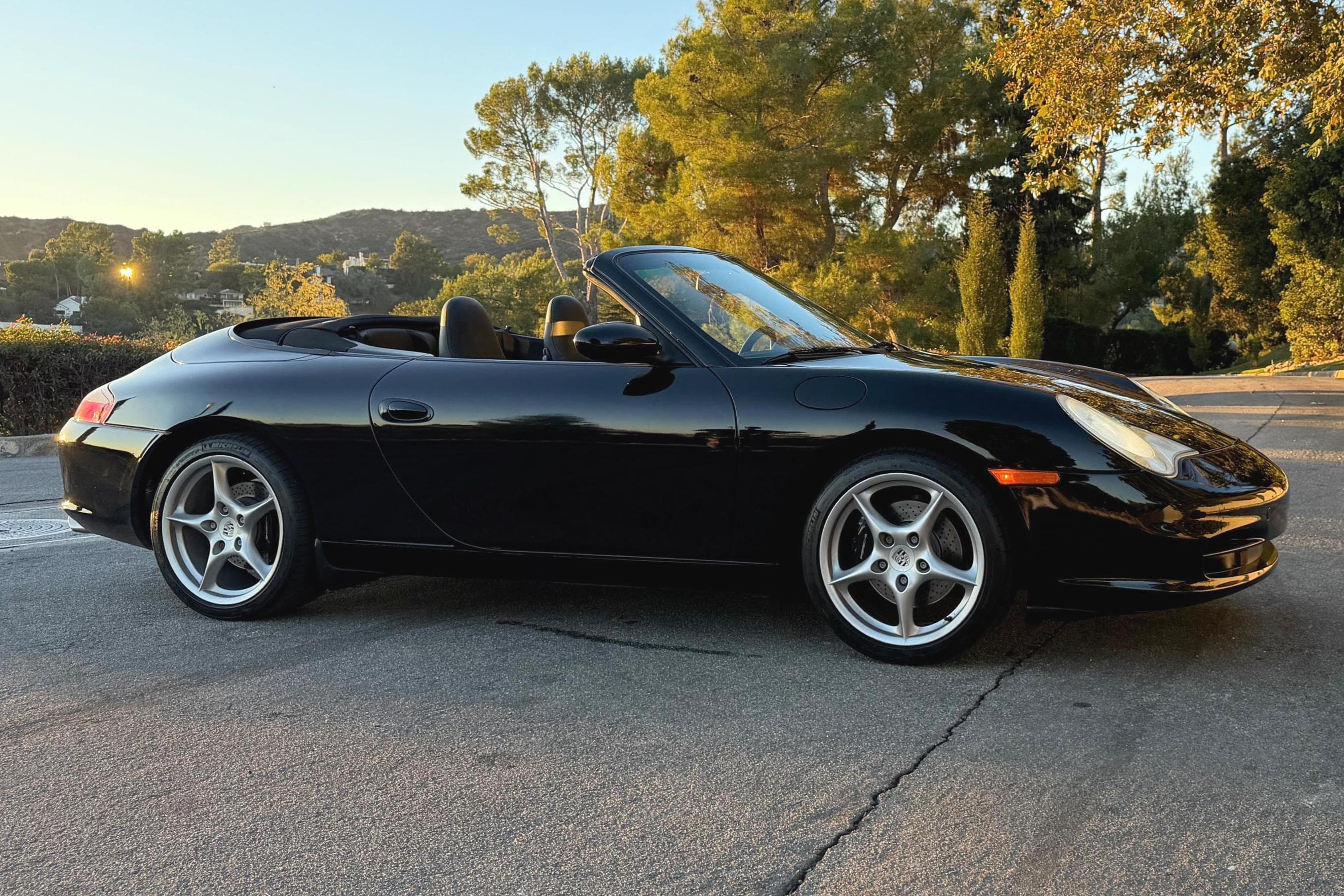 2002 Porsche 996 911 sold for $28,750