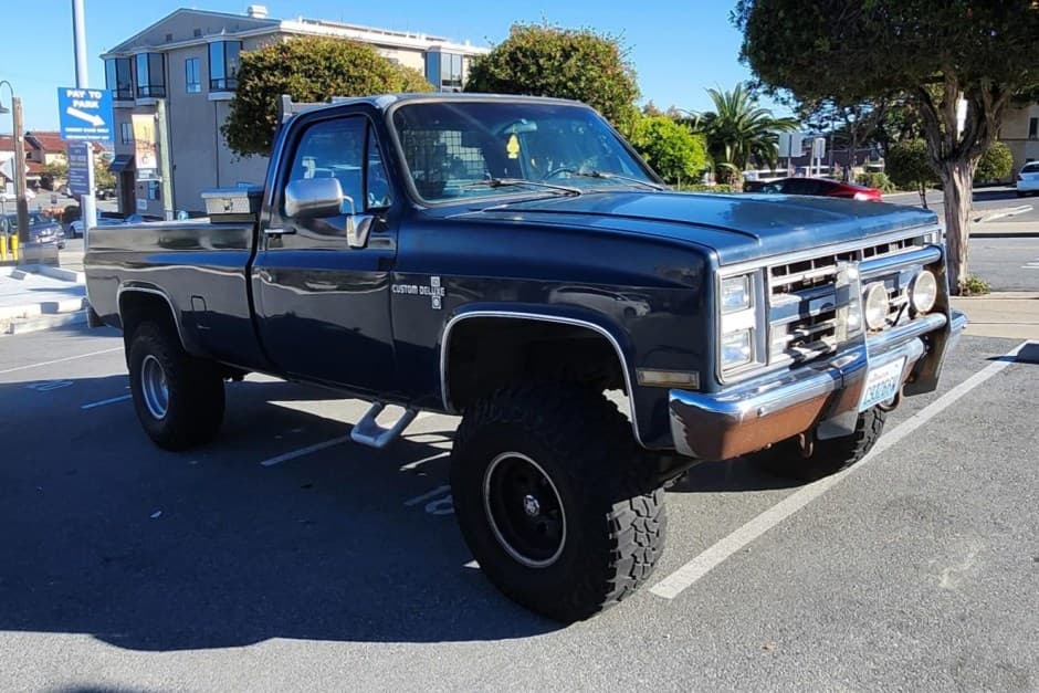 1986 Chevrolet C/K (1973-1991) sold for $7,250