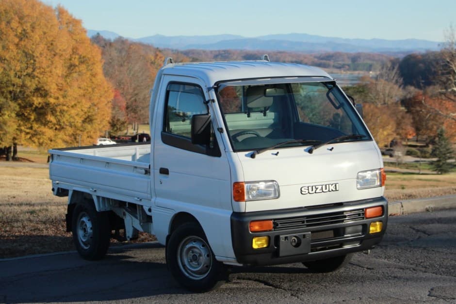 1998 Suzuki Carry sold for $5,600