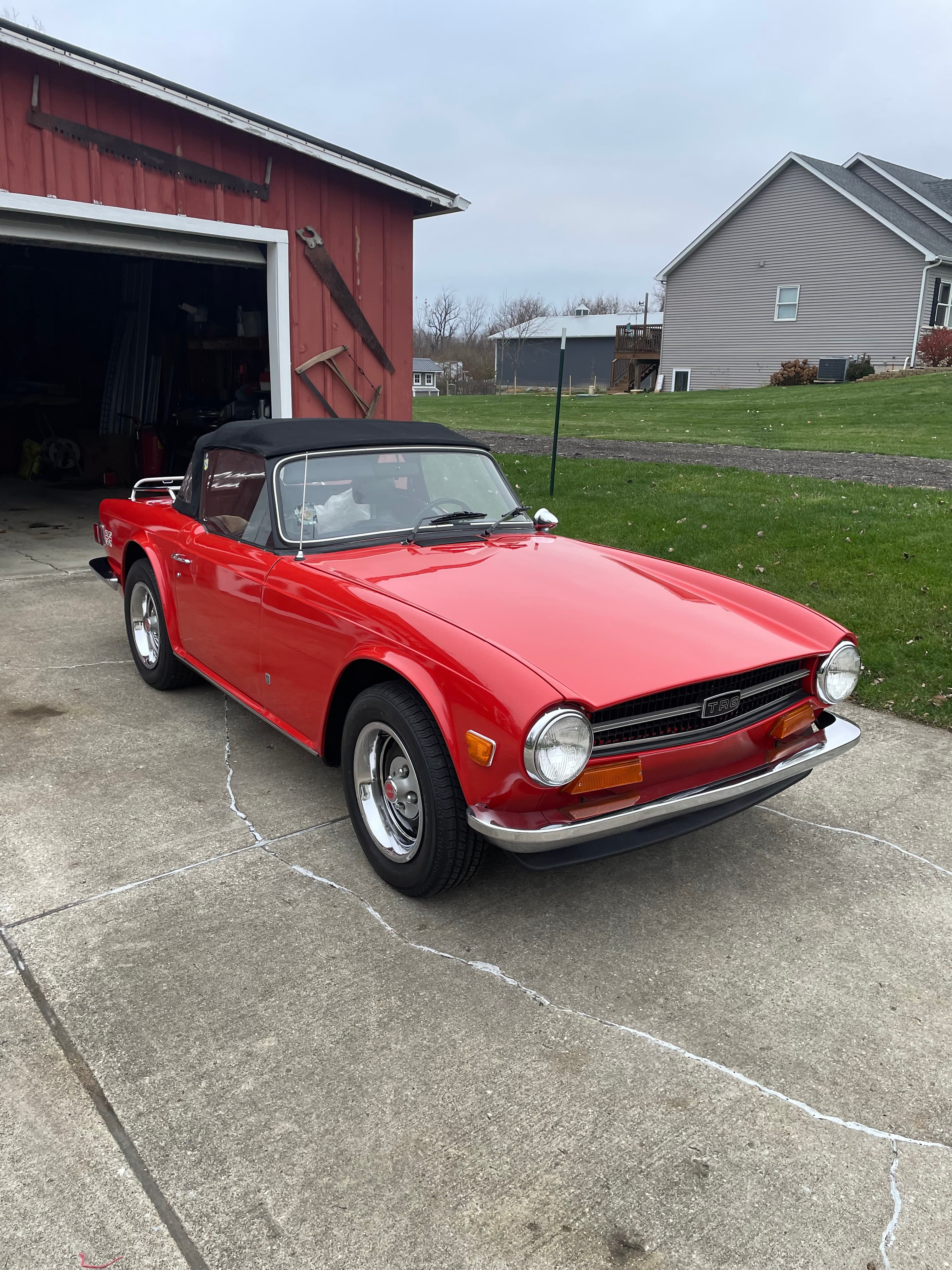 1973 Triumph TR6 sold for $12,900