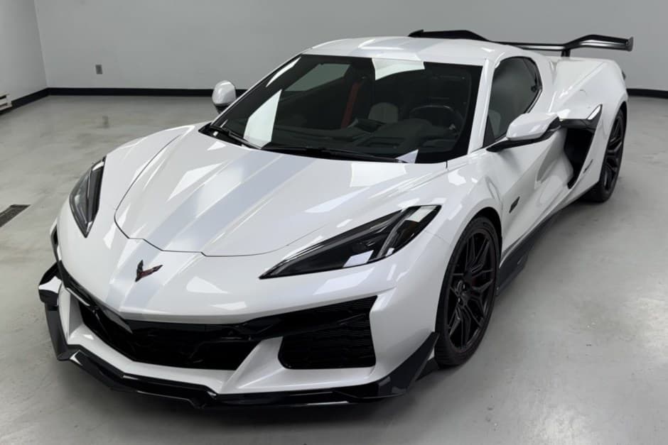2023 Chevrolet Corvette C8 sold for $115,000