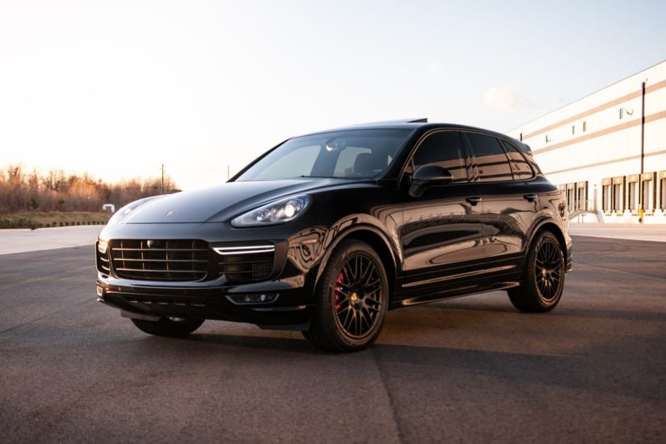 2018 Porsche 958 Cayenne (2011-2018) sold for $35,250
