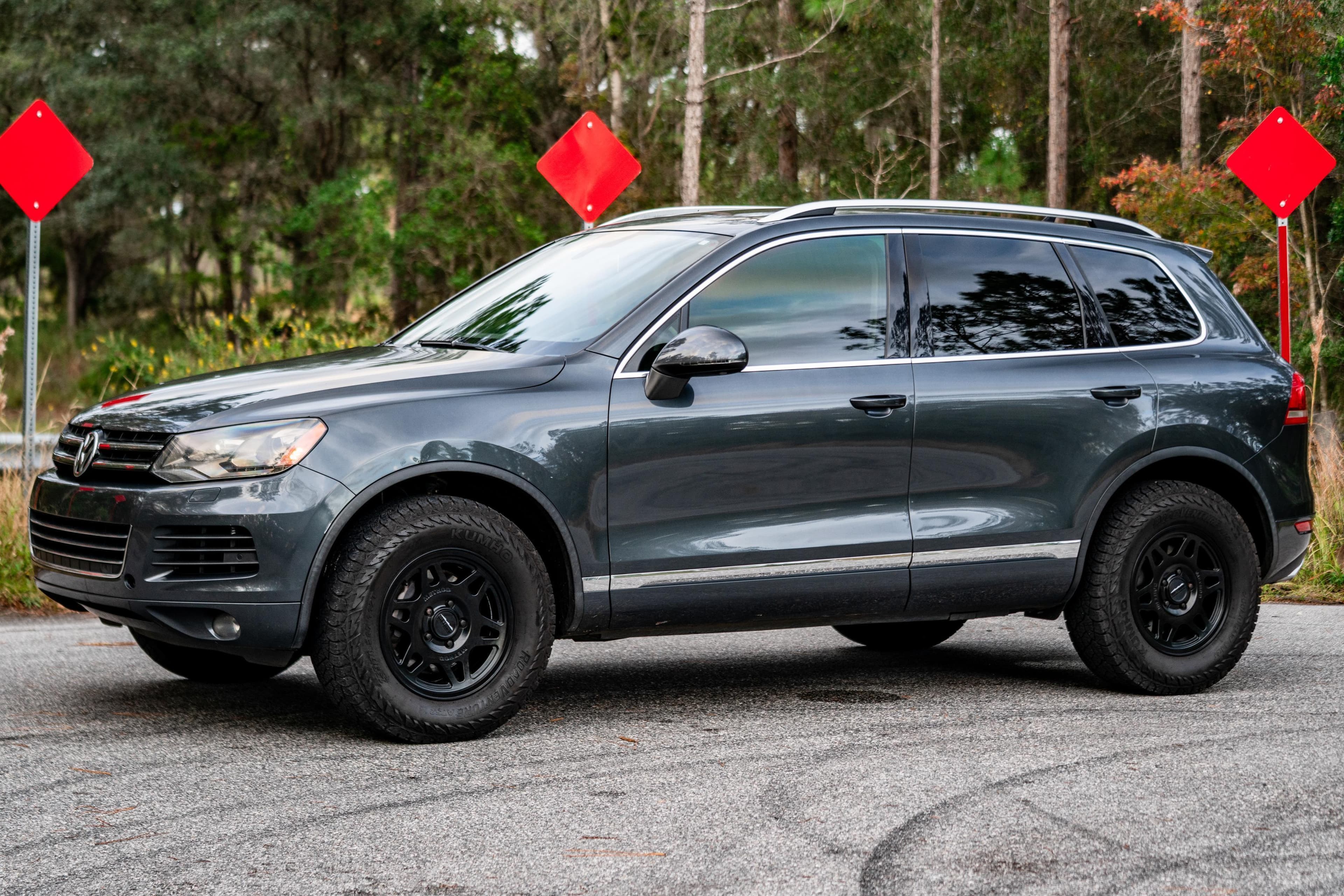 2013 Volkswagen Touareg sold for $13,400