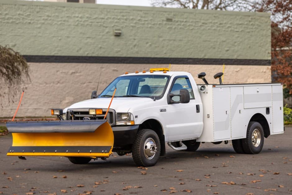 2002 Ford Super Duty 1999-2007 sold for $15,000
