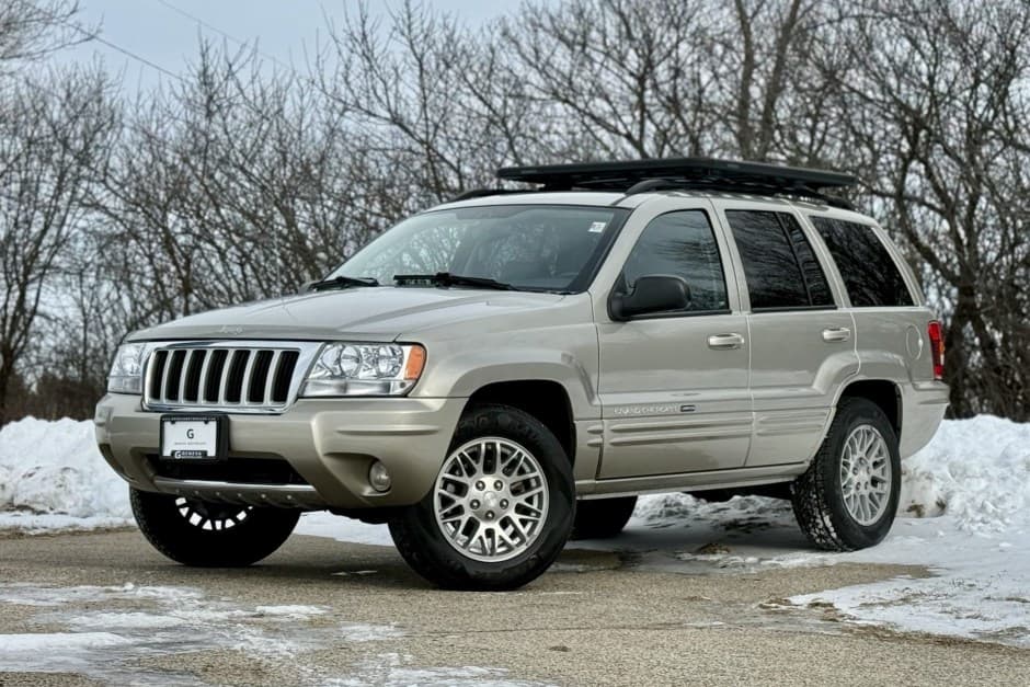 2004 Jeep WJ Grand Cherokee sold for $13,000