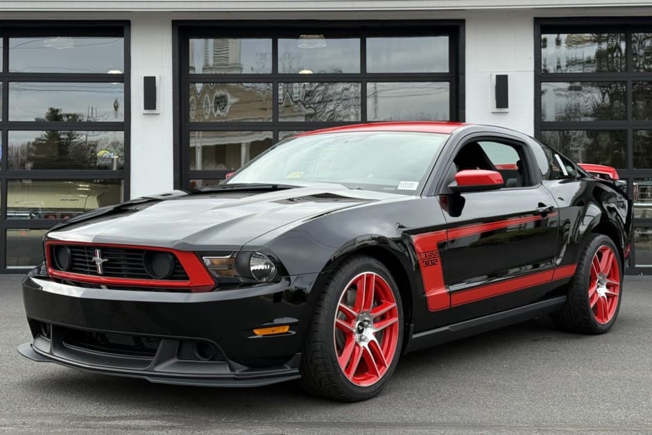 2012 Ford Mustang S197 2005-2014 sold for $55,000