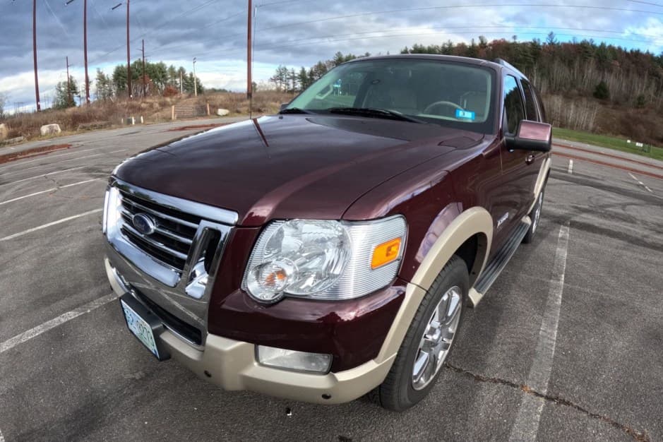 2007 Ford Explorer sold for $7,000