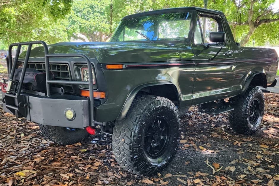 1979 Ford Bronco 2nd Generation 1978-1979 sold for $27,250
