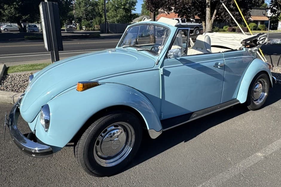 1972 Volkswagen Beetle (1958-1979) sold for $10,600