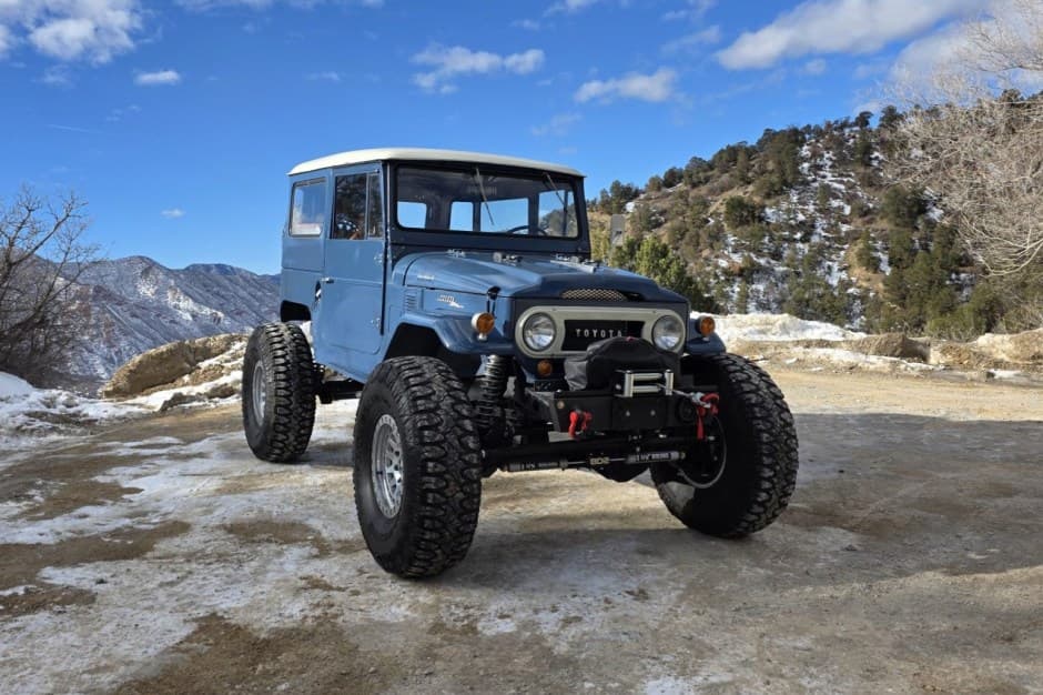 1966 Toyota Land Cruiser FJ40 sold for $31,000