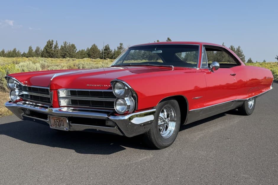 1965 Pontiac Bonneville sold for $28,000
