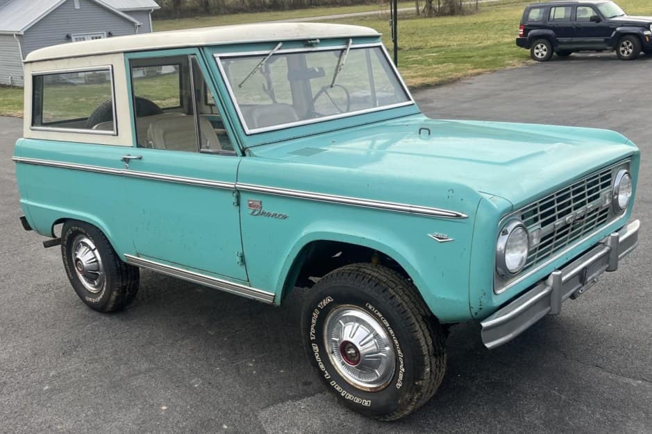 1967 Ford Bronco U13/U14/U15 1966-1977 sold for $53,500
