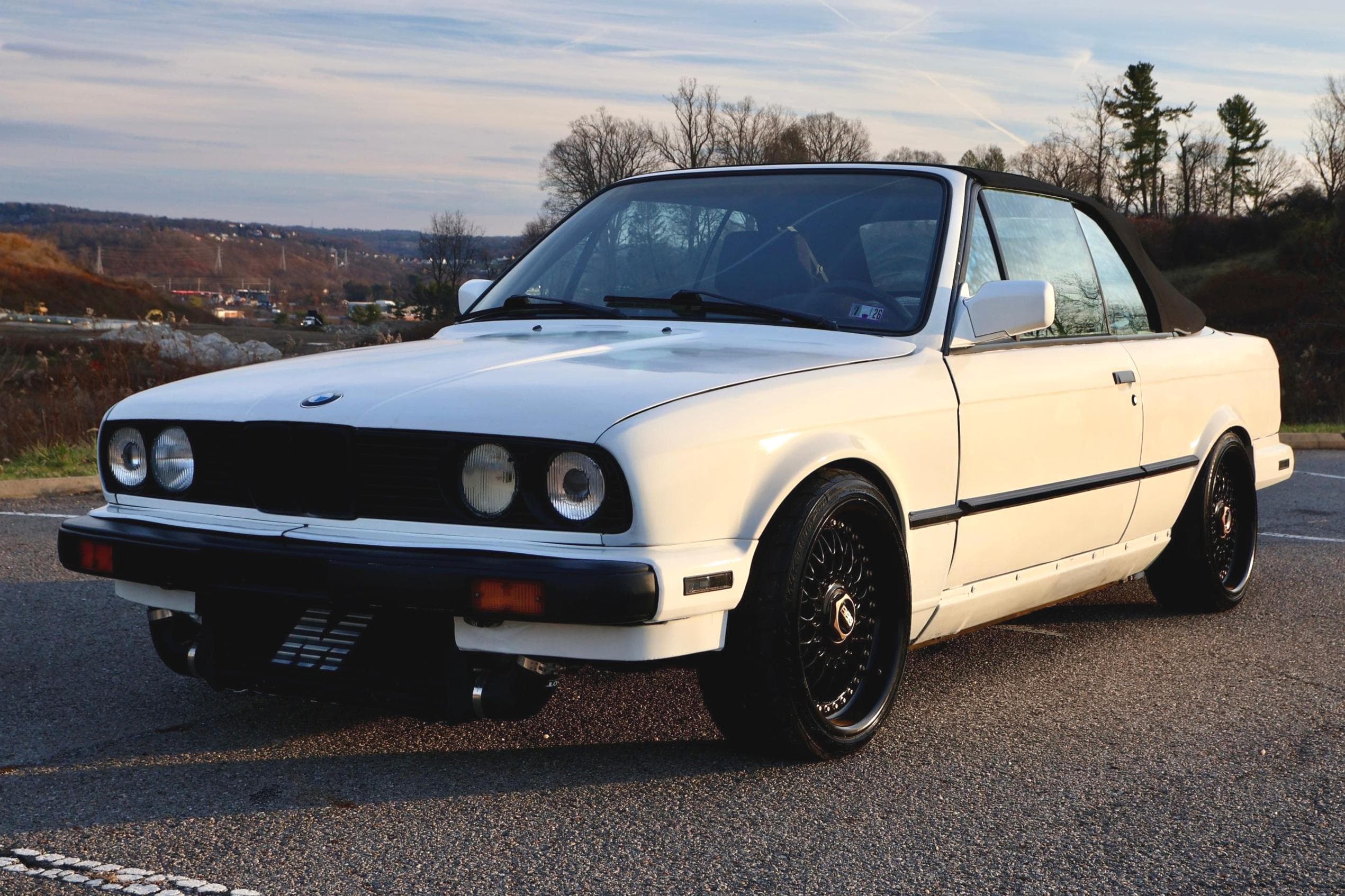1989 BMW 3 Series sold for $8,100