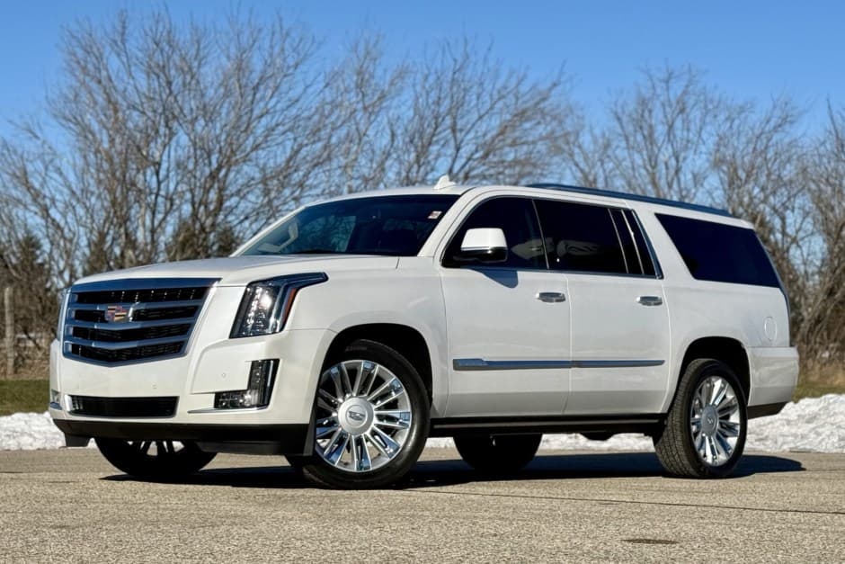 2016 Cadillac Escalade K2XL (2015-2020) sold for $42,500