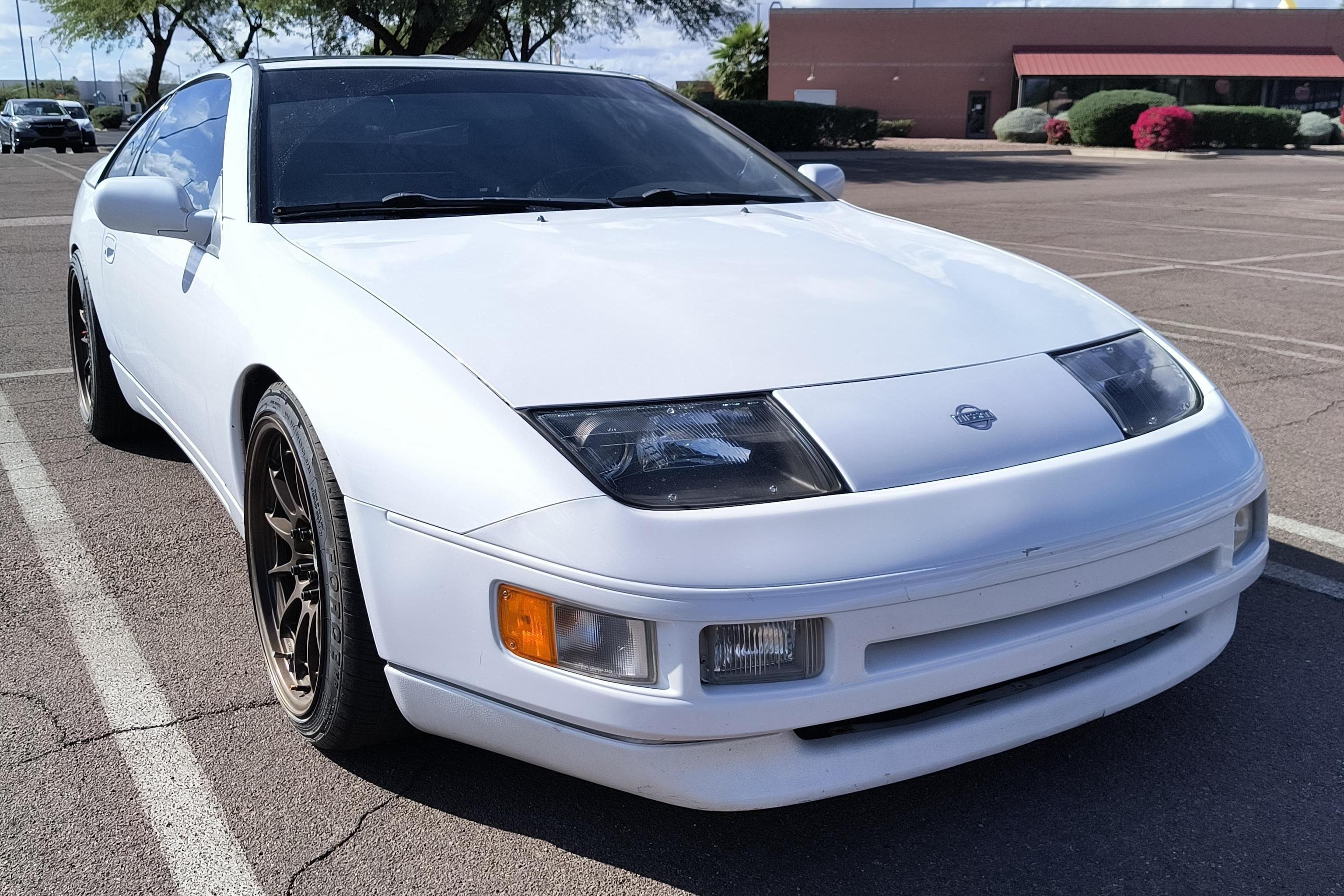 1995 Nissan 300ZX sold for $6,250