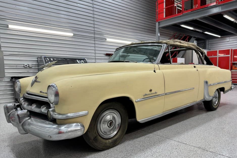 1954 Chrysler Imperial sold for $2,600