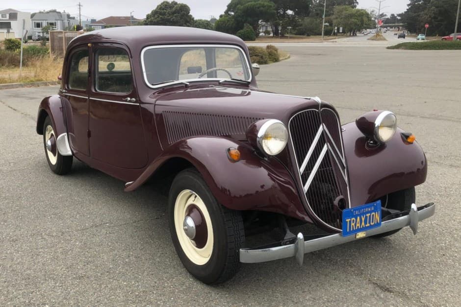 1953 Citroen Traction Avant sold for $9,200