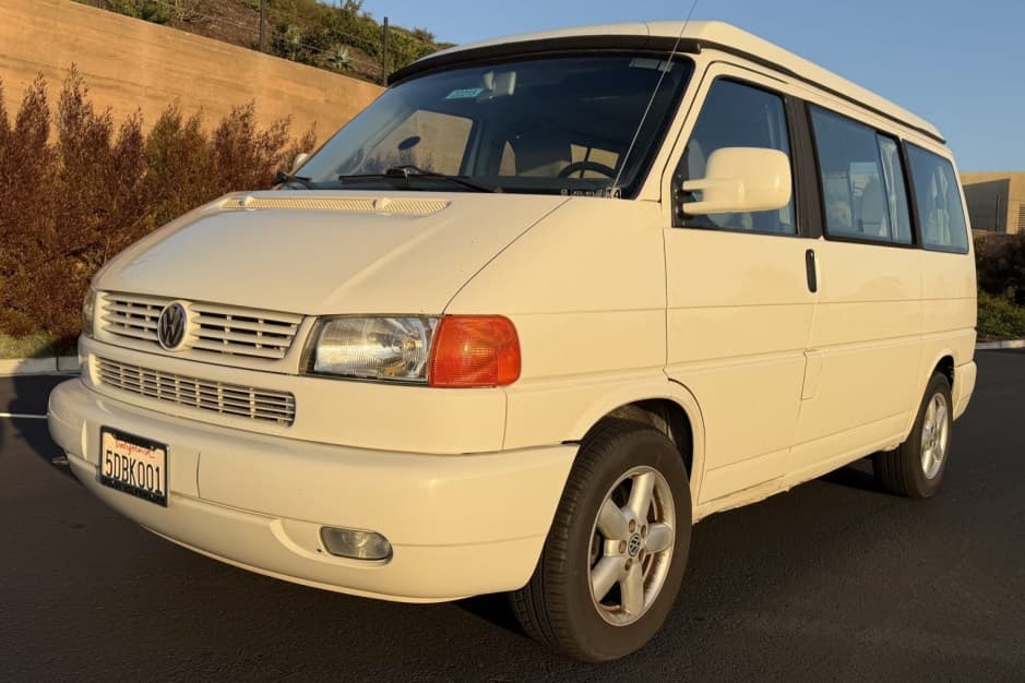 2003 Volkswagen EuroVan sold for $18,500