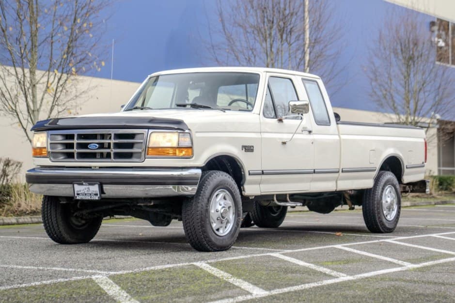 1995 Ford F-Series 1992-1997 sold for $30,000