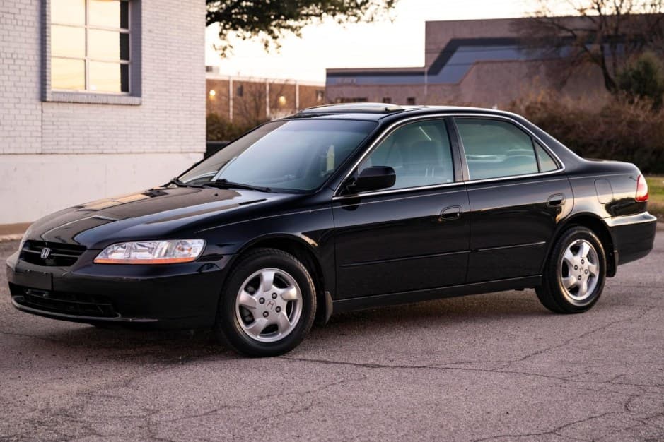 1999 Honda Accord sold for $9,350