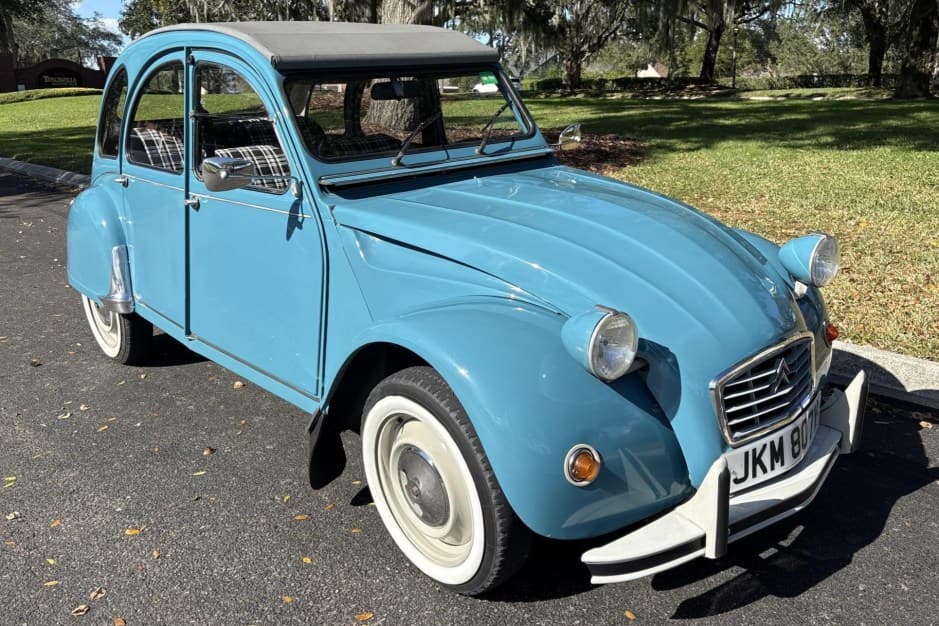 1983 Citroen 2CV sold for $16,750