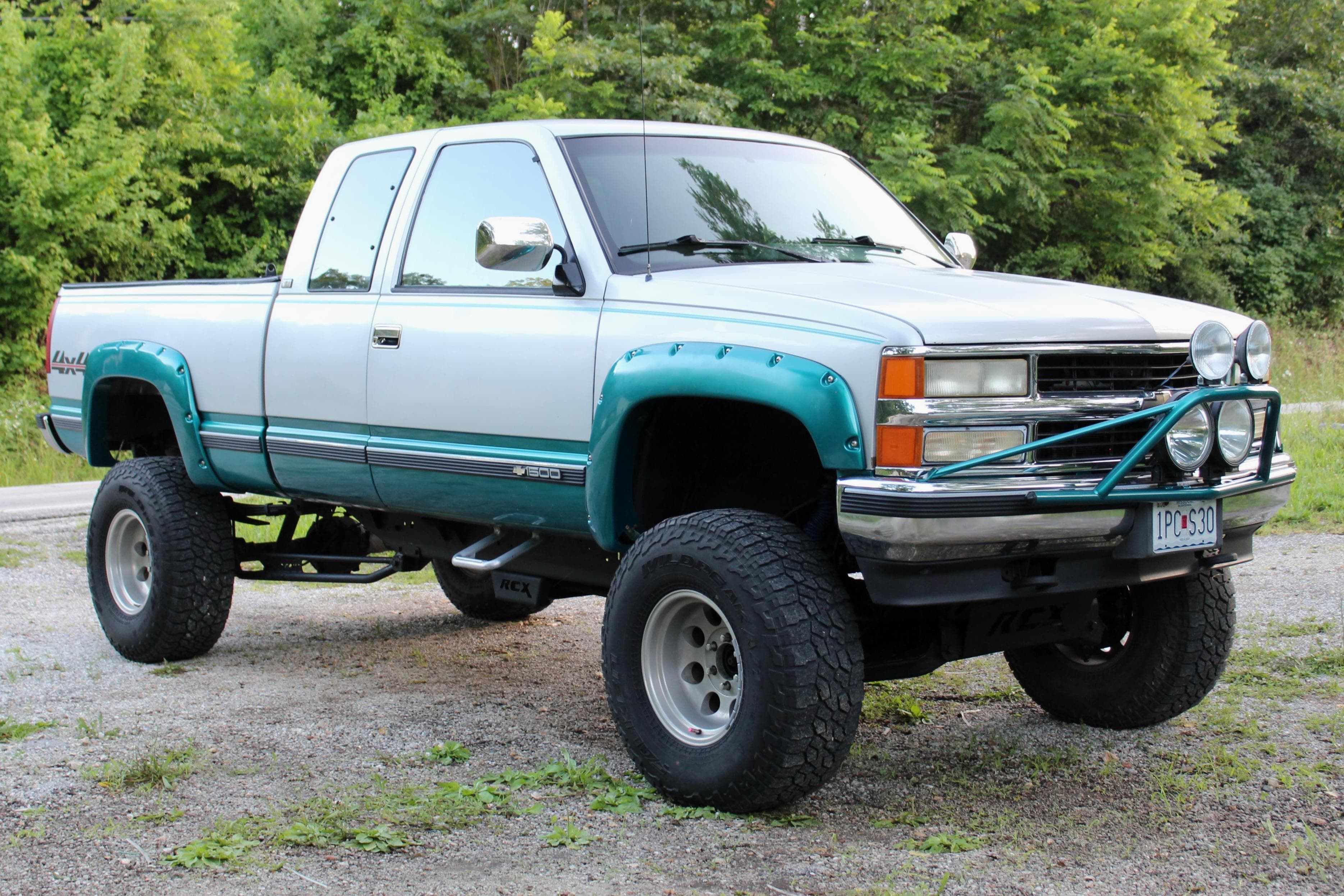 1994 Chevrolet Silverado sold for $5,700