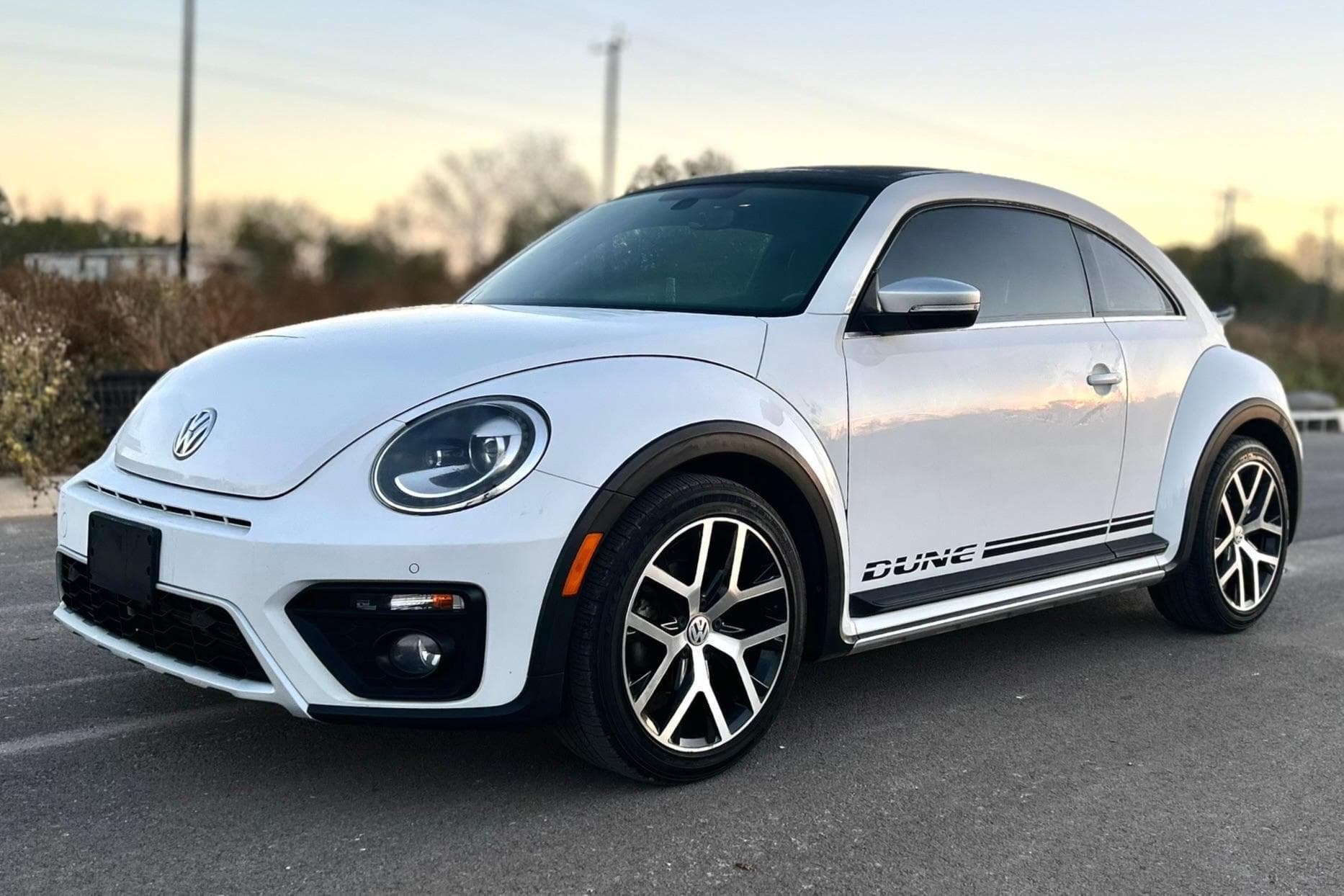 2018 Volkswagen Beetle sold for $13,301