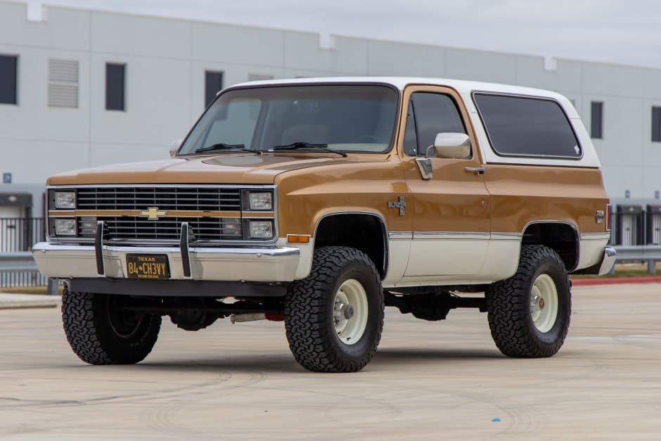 1984 Chevrolet K5 Blazer 1973-1991 sold for $34,000
