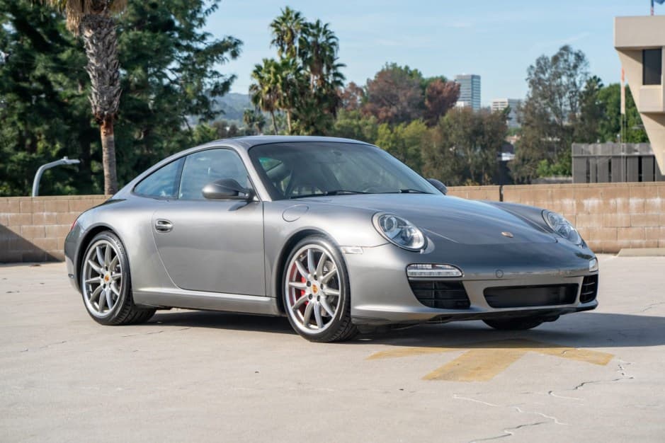2010 Porsche 997 911 Carrera S sold for $71,000