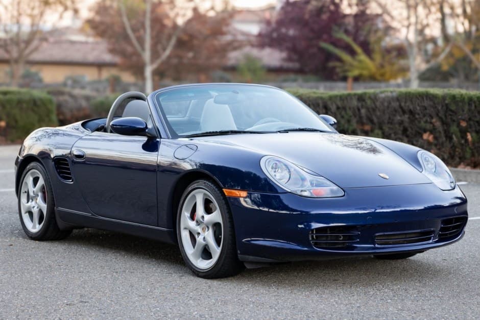 2003 Porsche 986 Boxster sold for $27,000