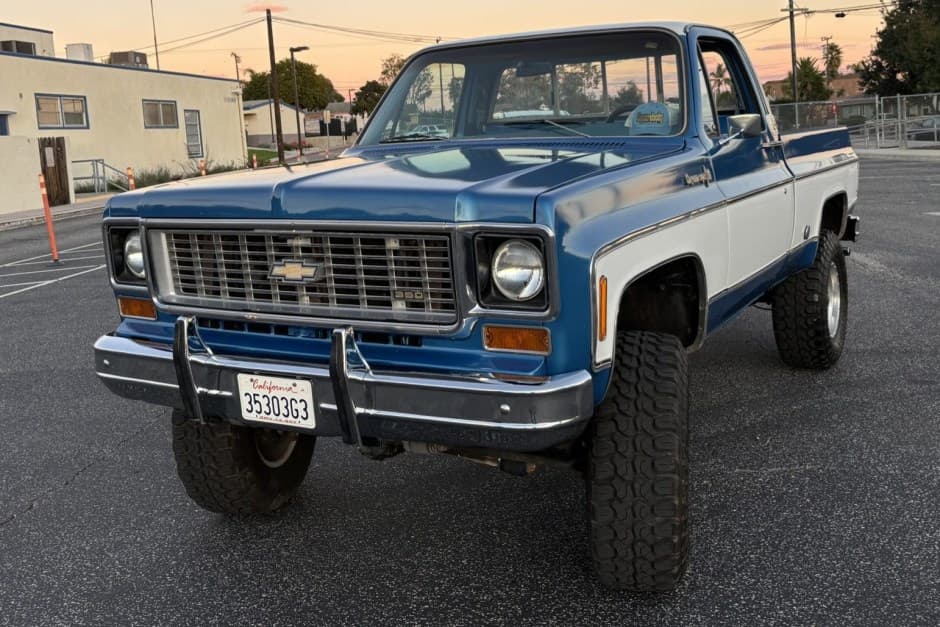 1974 Chevrolet C/K (1973-1991) sold for $31,250