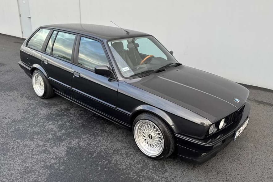 1992 BMW E30 3-Series Touring sold for $22,000