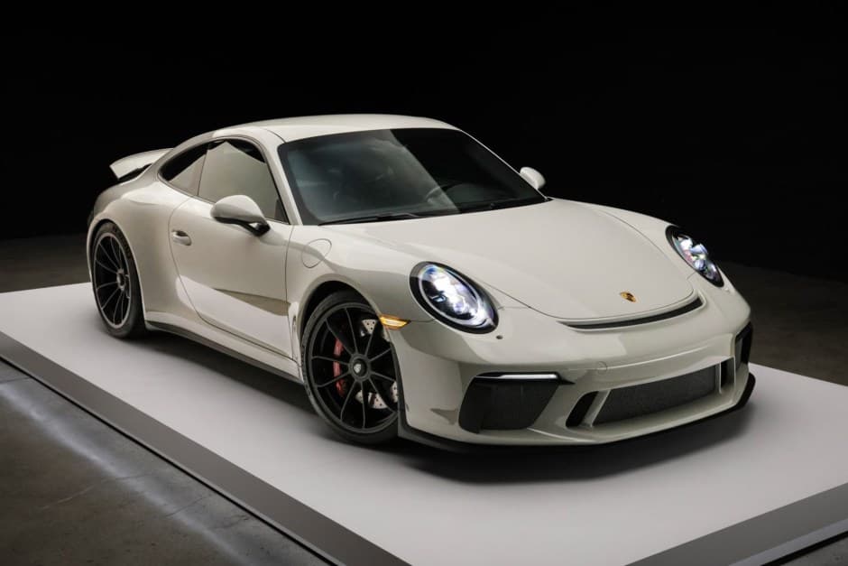 2018 Porsche 991 911 GT3 sold for $263,991
