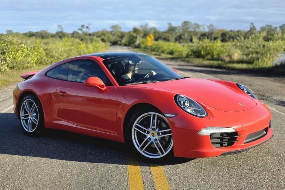 2016 Porsche 991 911 Carrera sold for $76,076
