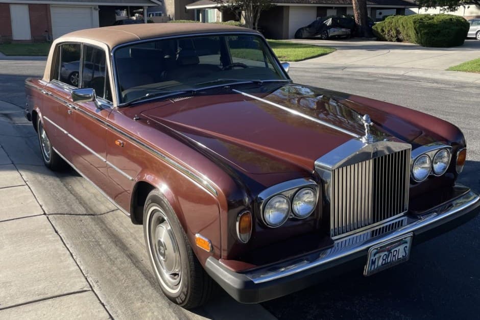 1980 Rolls-Royce SY Silver Shadow & Silver Wraith II sold for $12,000
