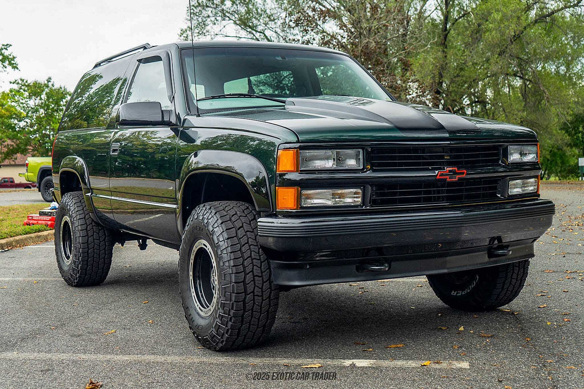 1998 Chevrolet Tahoe LT sold for $15,645