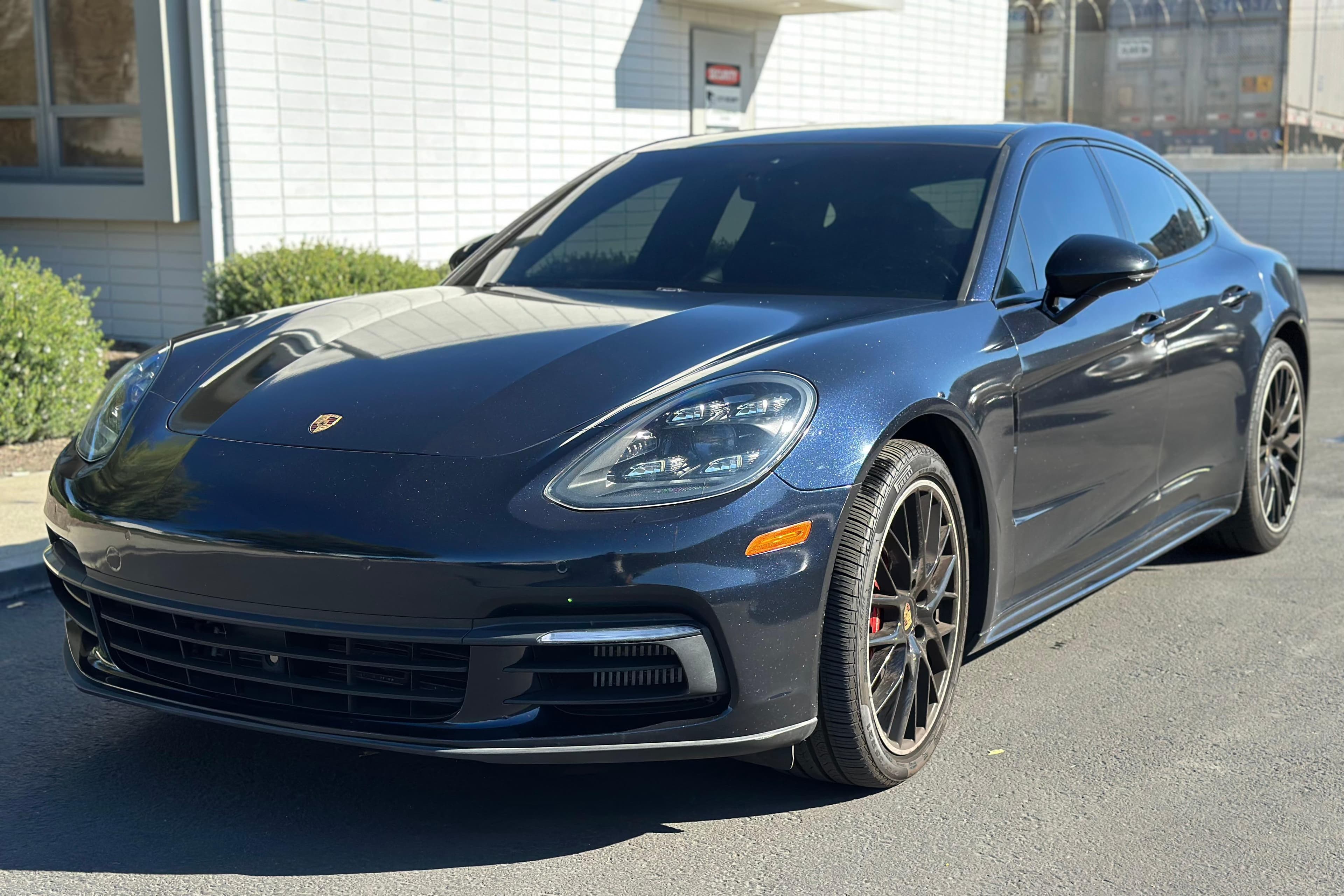 2017 Porsche Panamera sold for $21,000
