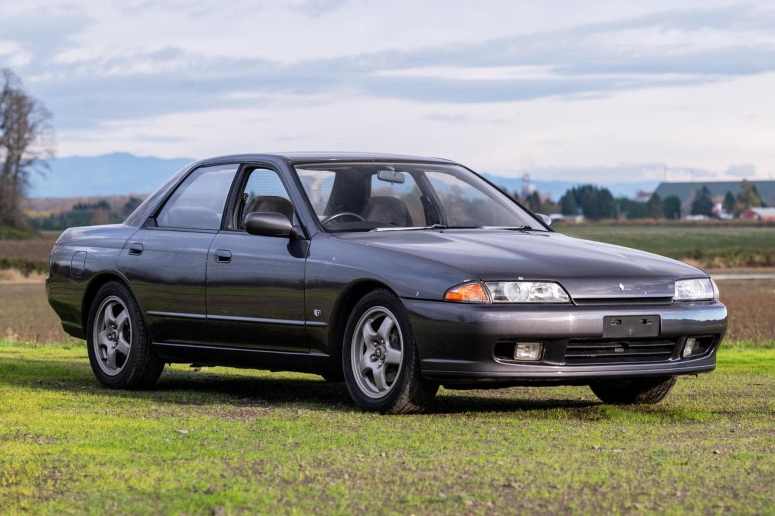 1991 Nissan R32 Skyline sold for $12,500