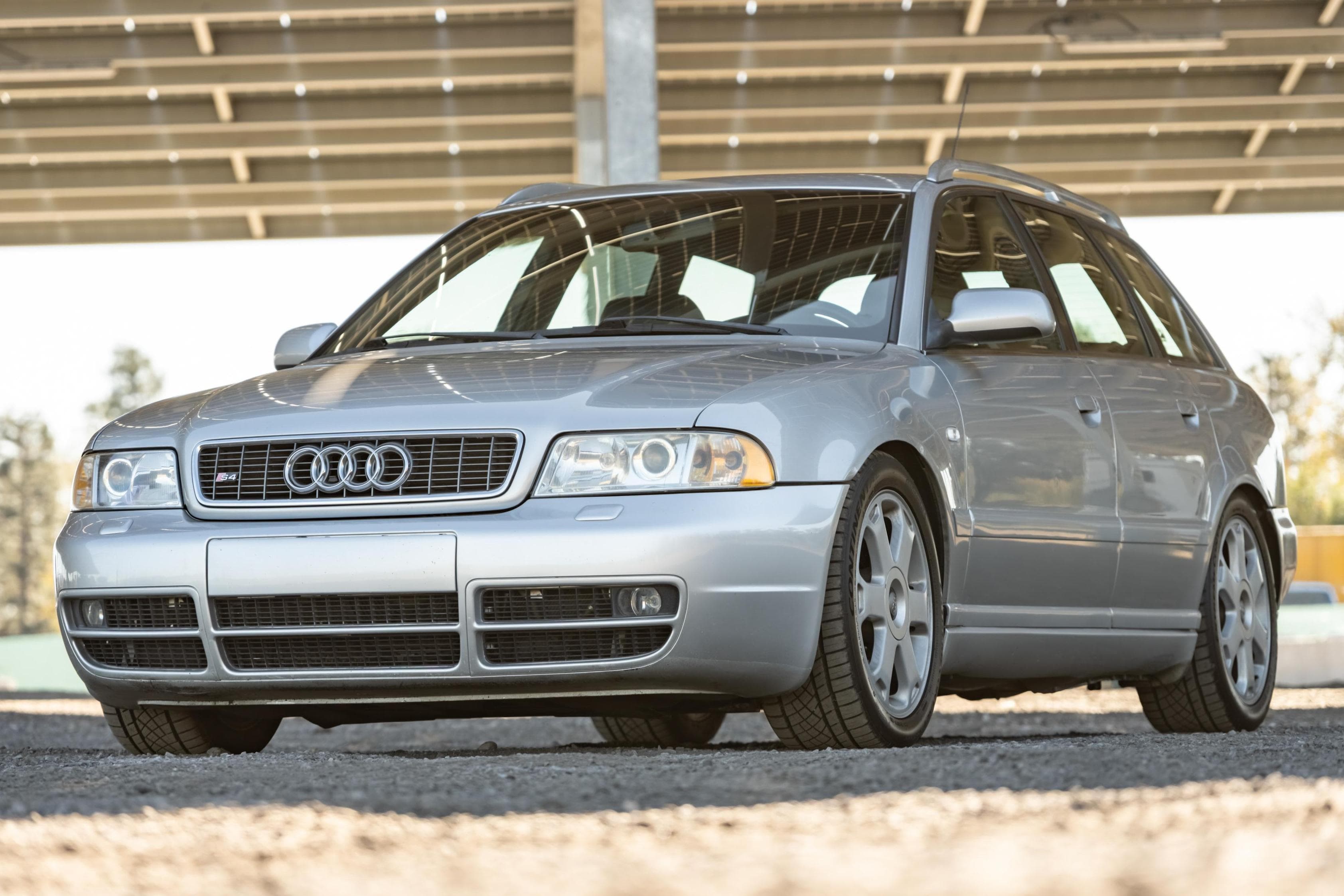 2001 Audi B5 S4 sold for $10,270