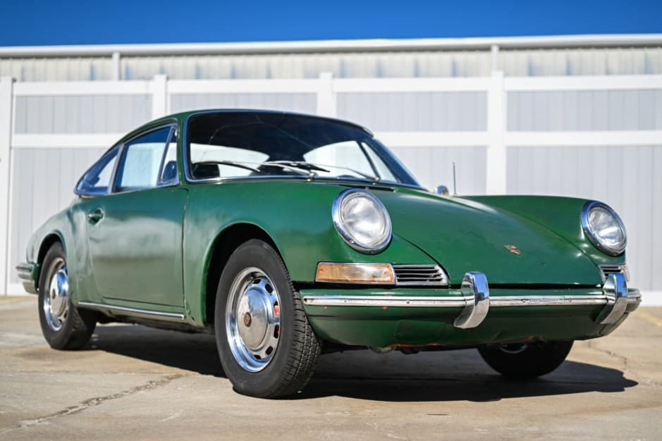 1966 Porsche SWB 911 (1965-1968) sold for $25,000