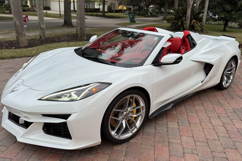 2025 Chevrolet Corvette C8 sold for $119,500