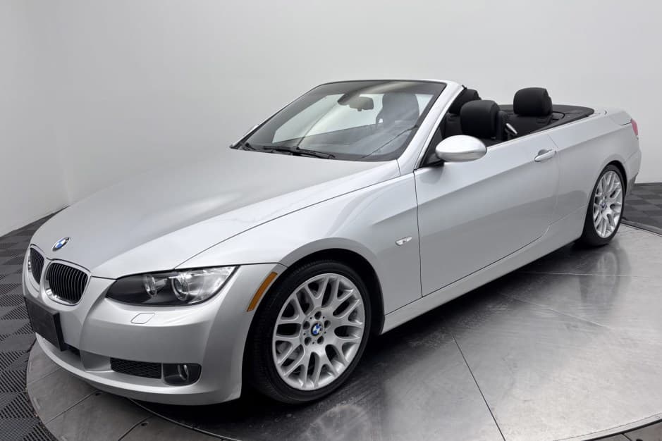 2007 BMW E92/E93 3-Series Coupe & Convertible sold for $11,750