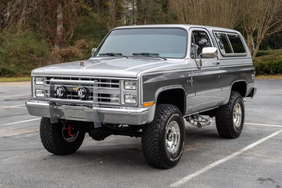 1987 Chevrolet K5 Blazer 1973-1991 sold for $57,051