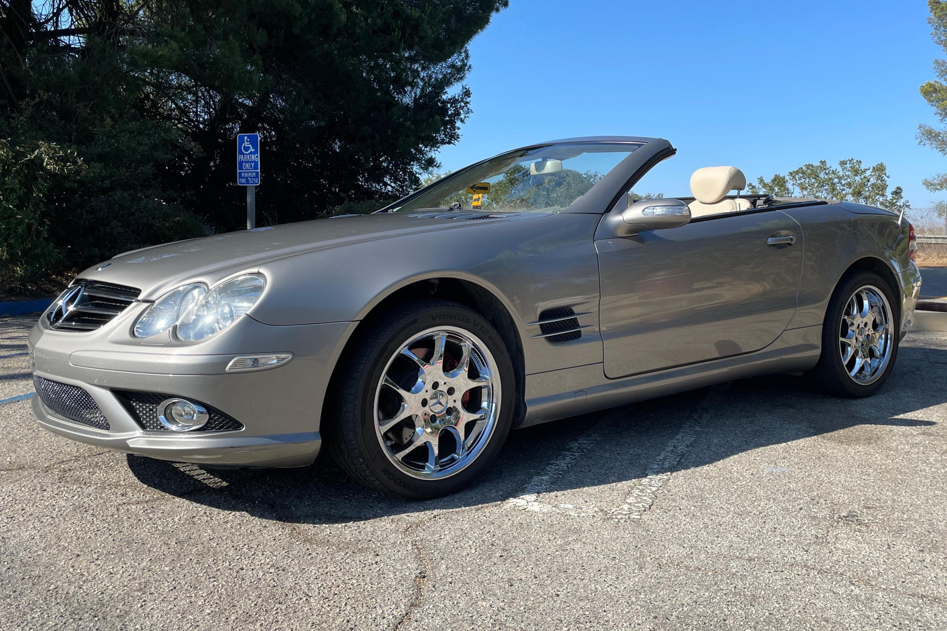 2007 Mercedes-Benz R230 SL sold for $11,400
