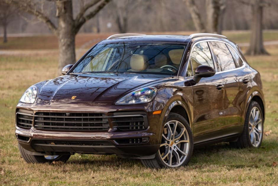 2019 Porsche 9Y0/9Y3 Cayenne (2019-) sold for $34,800