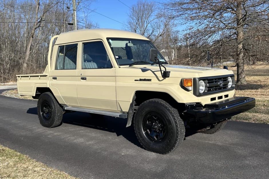 1999 Toyota Land Cruiser 70-Series sold for $28,500