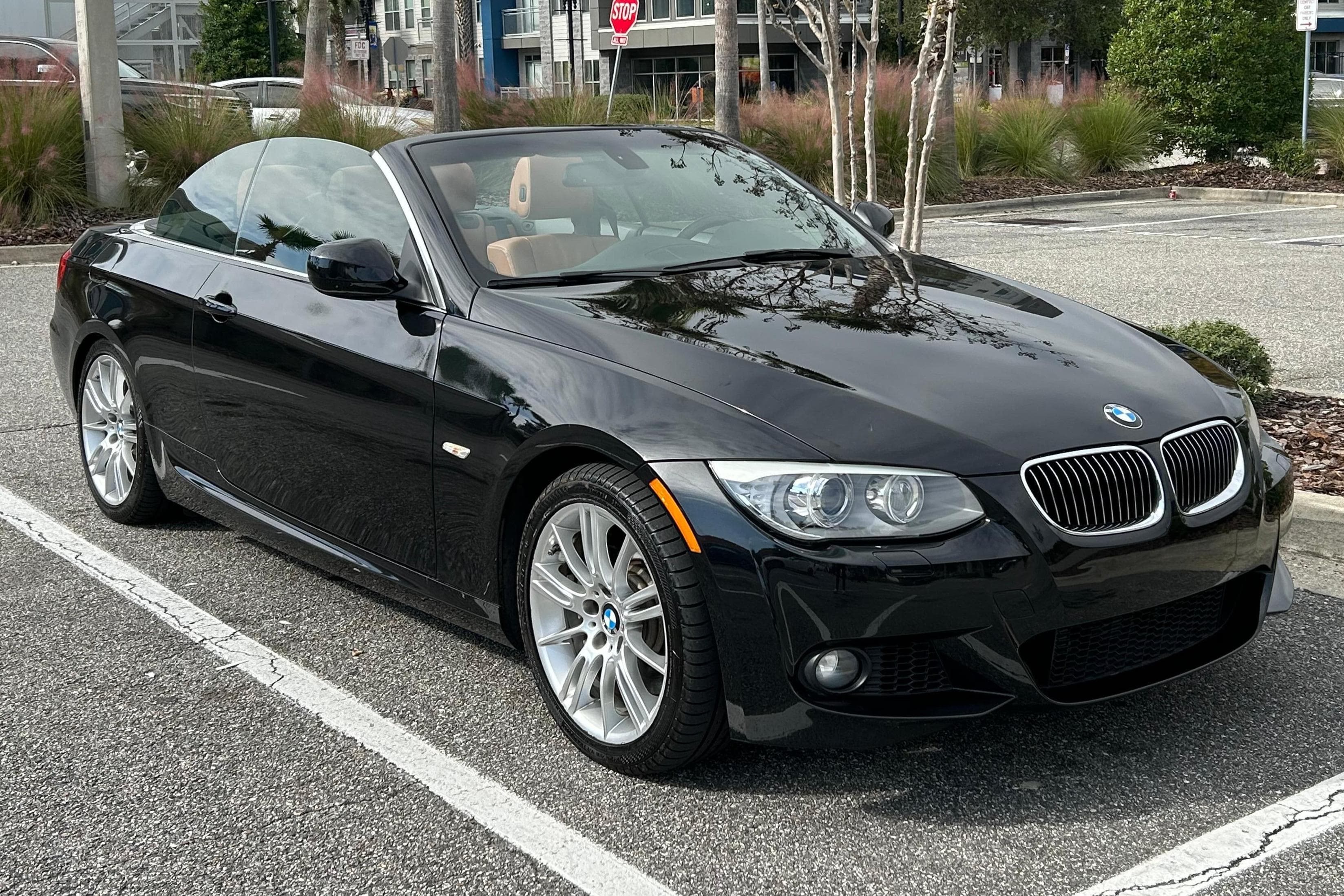 2013 BMW 3 Series sold for $16,450