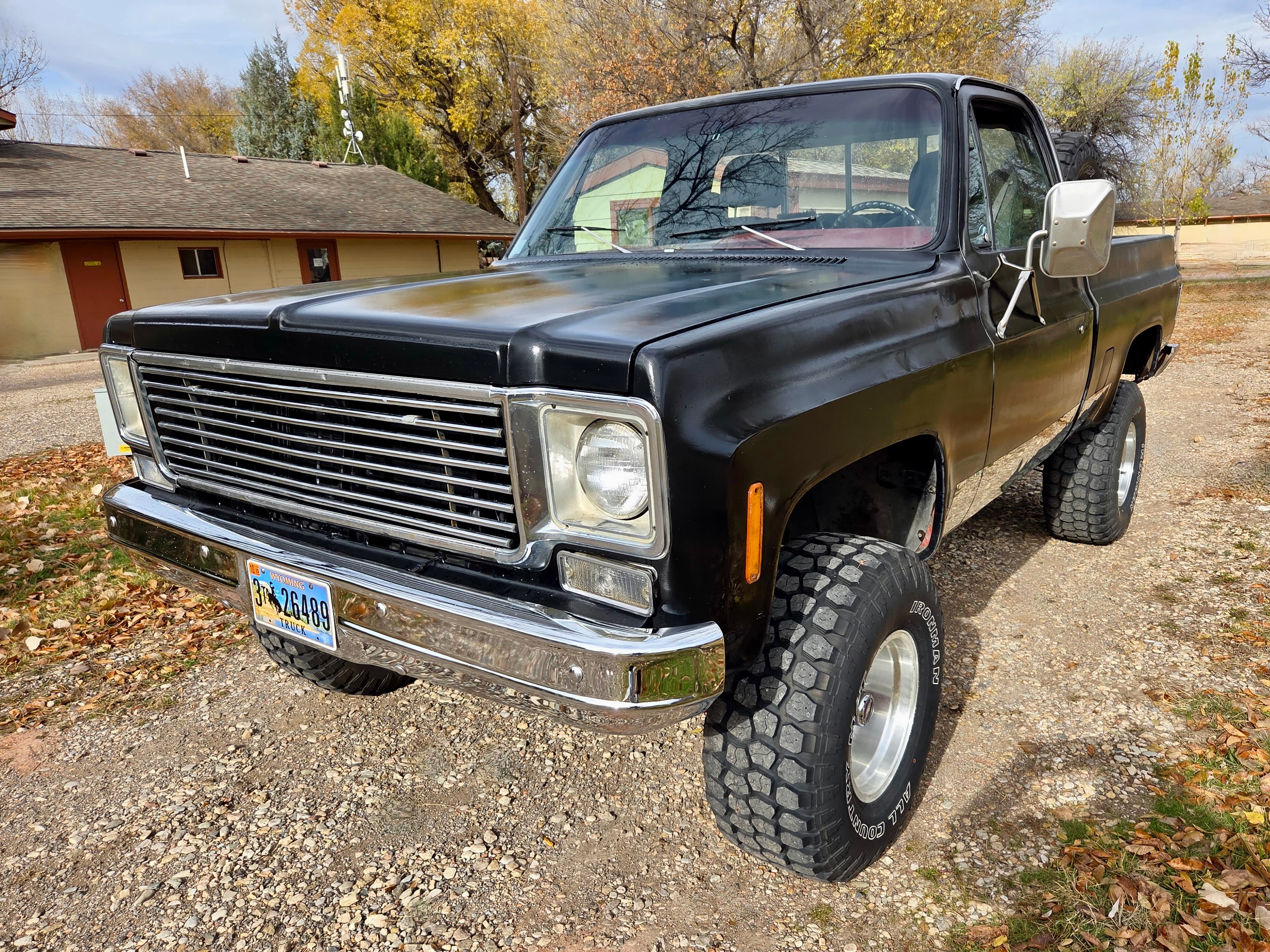 1975 Chevrolet C10 sold for $10,000