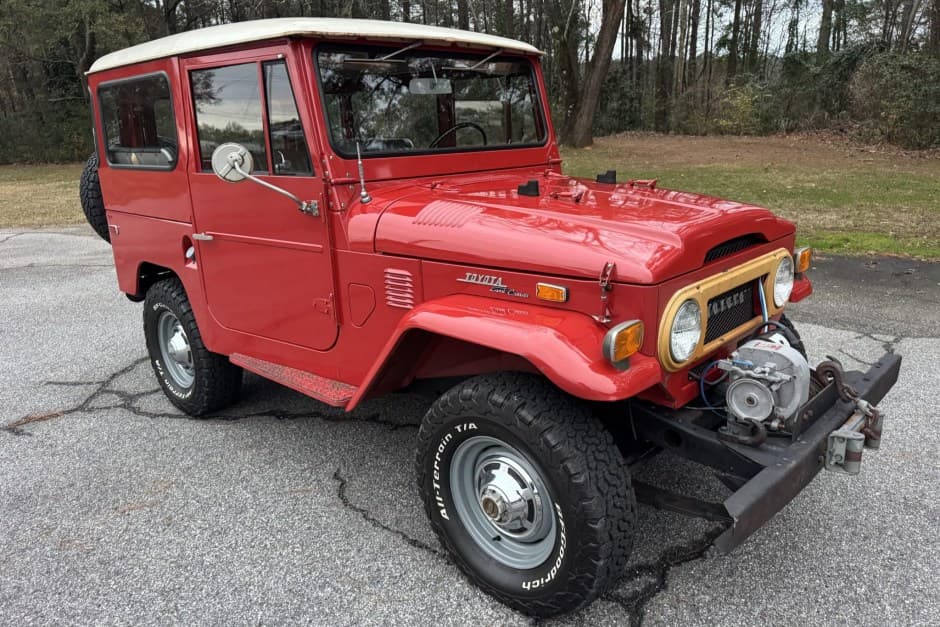 1972 Toyota Land Cruiser FJ40 sold for $38,250